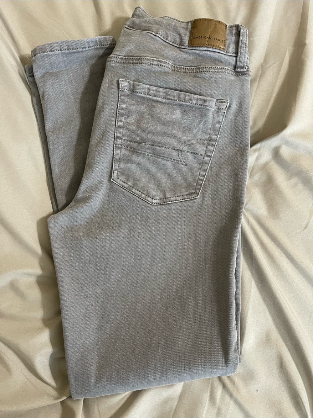 American Eagle Outfitters women’s  Light Gray Skinny Jeans
